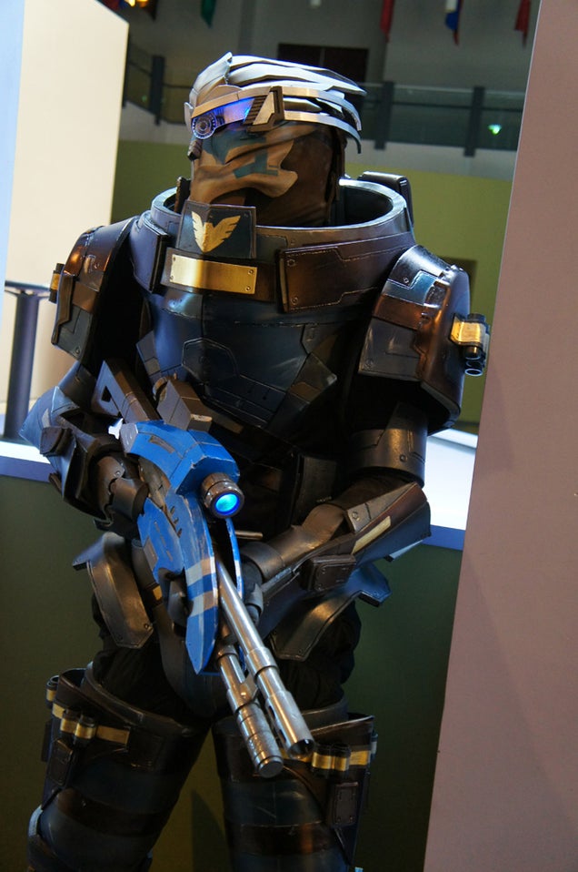 Insane Garrus Cosplay Will Calibrate Your Eyeballs