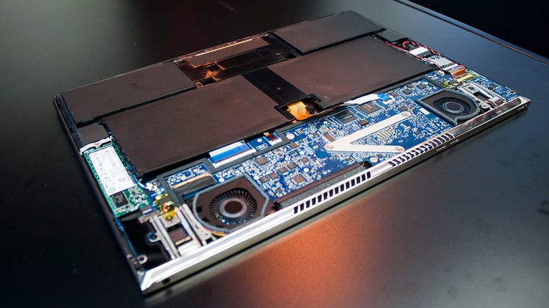 HP Turns the Luxe Up to Eleven With the New Spectre Laptop