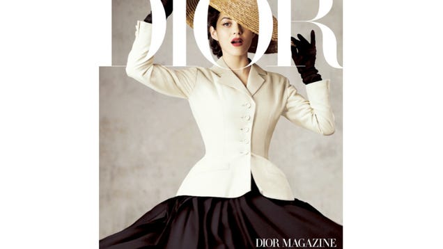 Katie Holmes Will Be Extra-Rich Thanks to Her New Bobbi Brown Contract