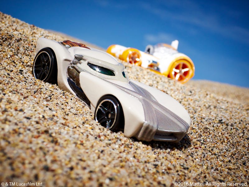 Hot Wheels Rolls Out Four New Character Cars, But Wonder Woman Steals the Show