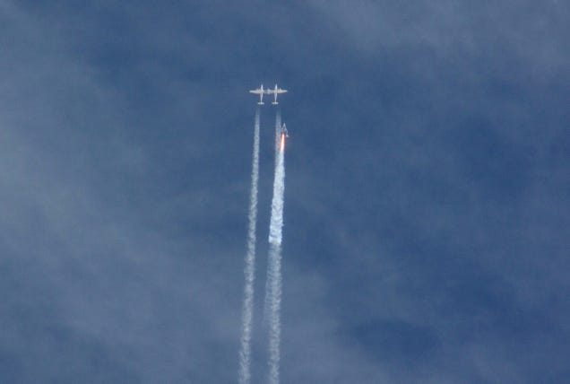 Se estrella la nave SpaceShipTwo de Virgin Galactic, muere un piloto