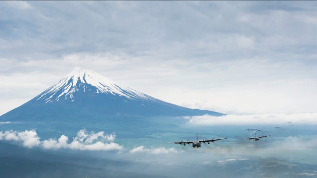 The 100 Most Astonishing Images of 2012
