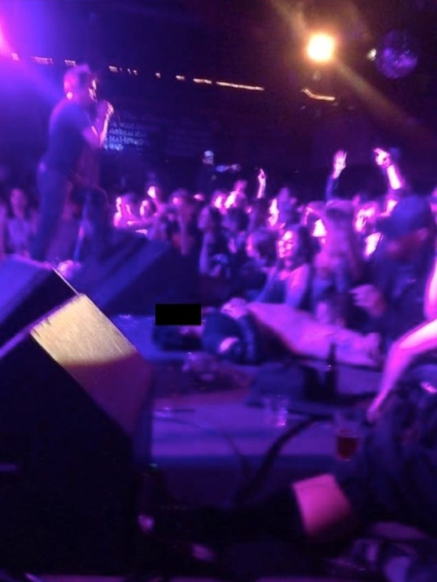 Woman Receives Oral Sex On Stage At Dead Kennedys Show [nsfw]