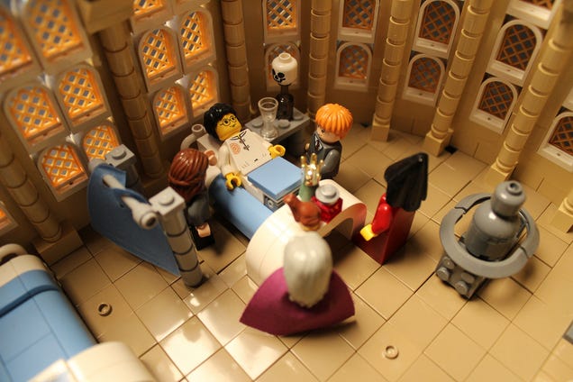 Hogwarts Comes To Life In This Incredible 400,000-Brick LEGO Diorama