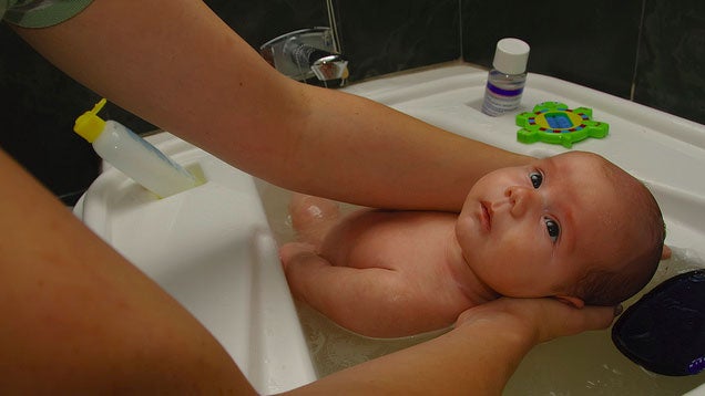 Give Babies and Young Kids Less Frequent Baths to Reduce Eczema Issues