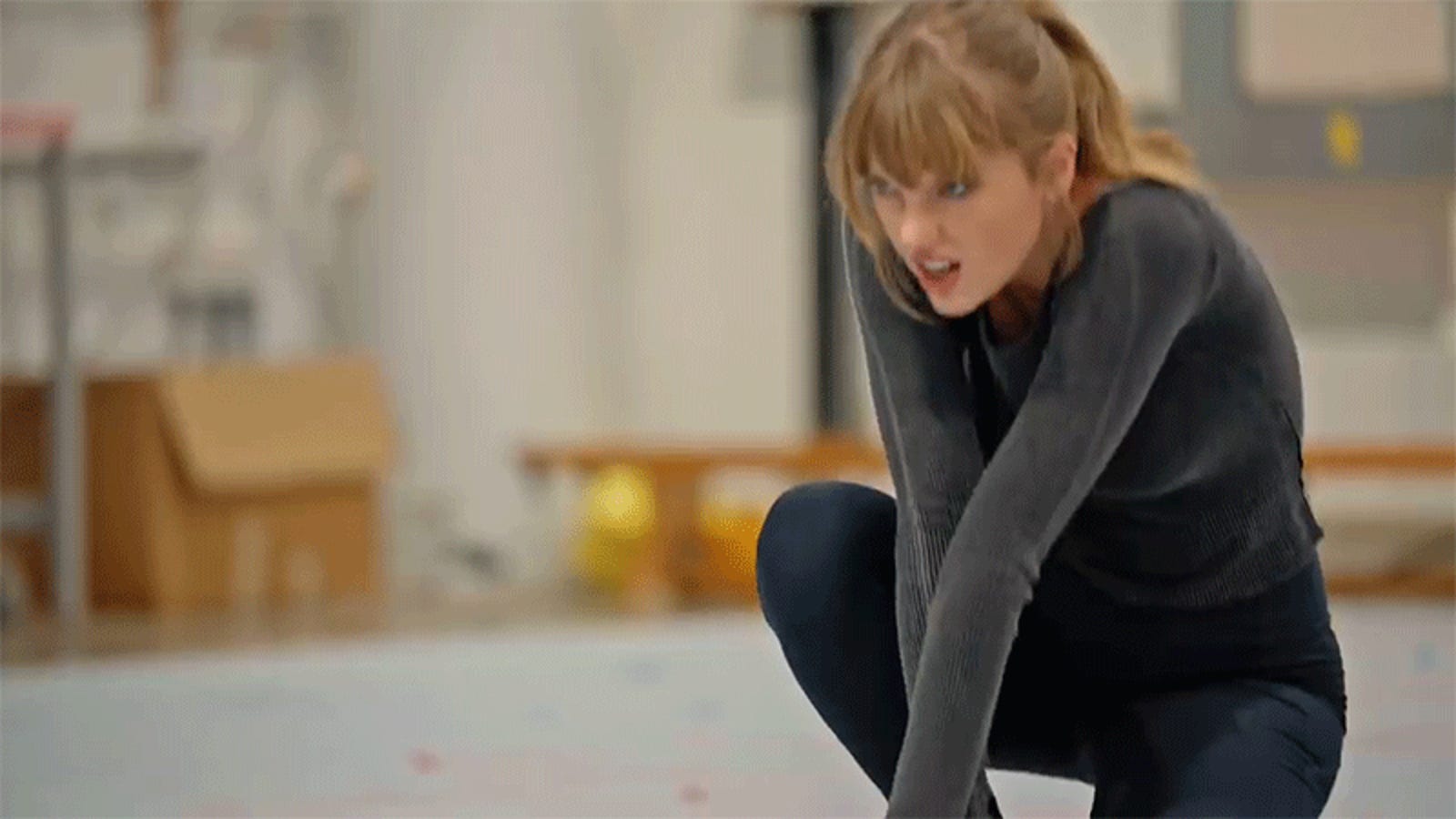 If You Told Taylor Swift She Was Going To Get To Be A Cat For