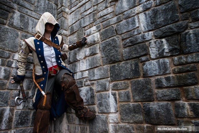 This Is Not A Borderlands 2 Screenshot. It Is, Somehow, Cosplay.