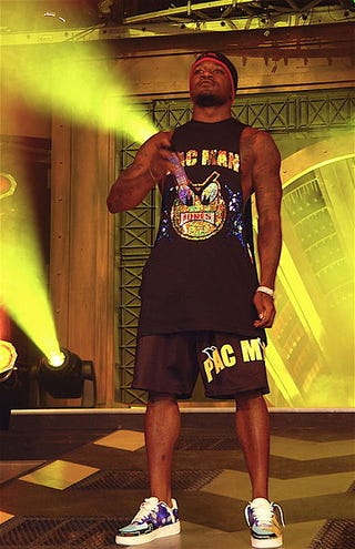 Pacman Jones Just Got Reinstated; Receives News at Hooters