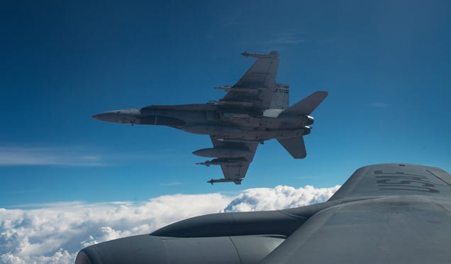 Canada Wades Into The Fight Against ISIS With Dated Weaponry