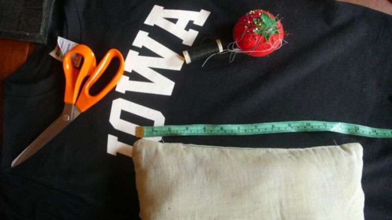 How To Turn A T-Shirt Into A Pillow
