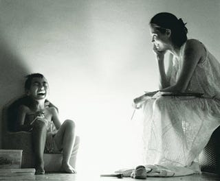 Angelina Jolie In W: Nauseatingly Normal