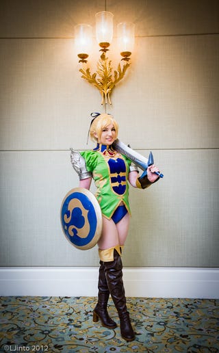Kickstart Your Week With Some Terrific Cosplay