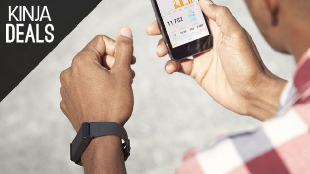 iPhone 6 Battery Case for $30, Inflatable Hot Tub, and More Deals