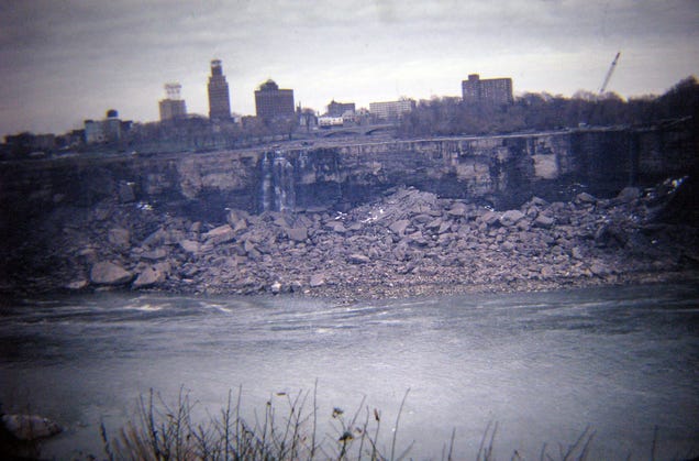 The Year The Army Stopped Niagara Falls