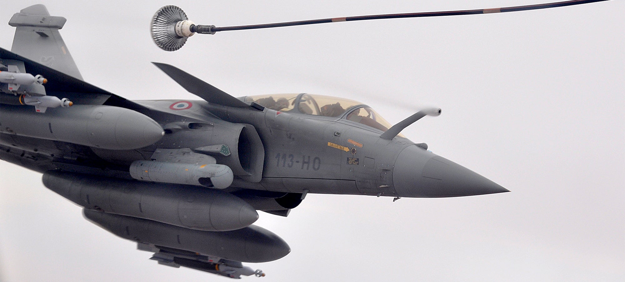 The Rafale really looks like a fighter from the future in these images
