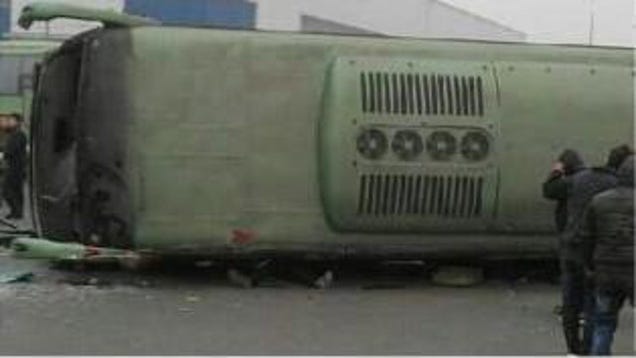 Report: Two Foxconn Buses Crash, Killing Seven