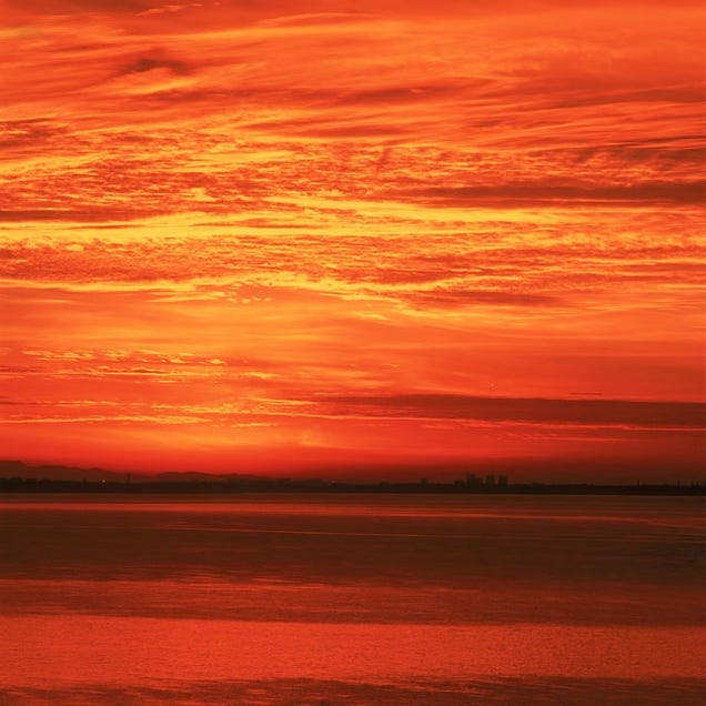 It's Amazing That the Same View of the Same Ocean and the Same Sky Can Look So Completely Different