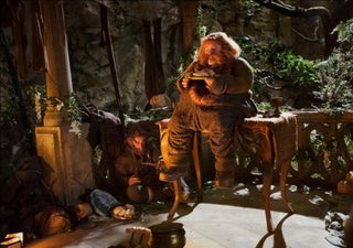 Do these Hobbit images reveal the very last scene in the first movie?