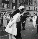 Moments That Make Us Yearn to Be Part of a Crowd