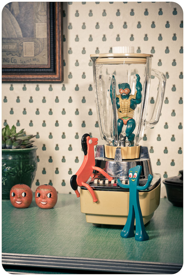 Hidden camera photos reveal the secret lives of scifi toys