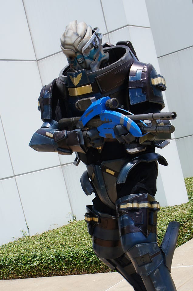 Insane Garrus Cosplay Will Calibrate Your Eyeballs