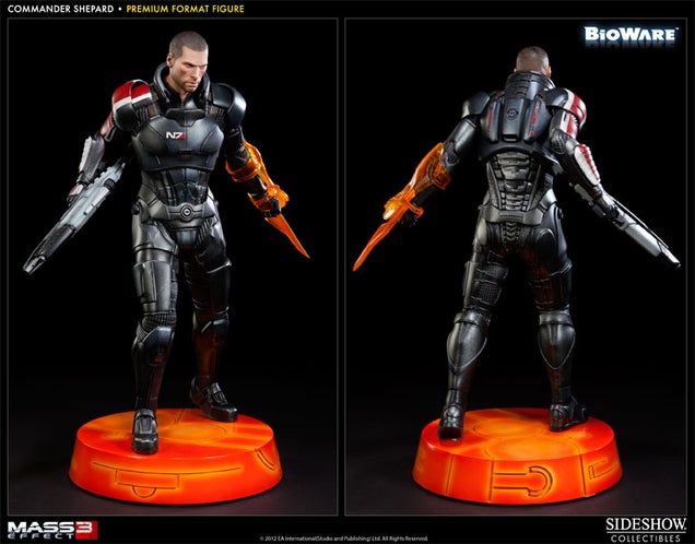 Commander Shepard's $350 Statue Looks Lonely Without Tiny Plastic Space Hamsters