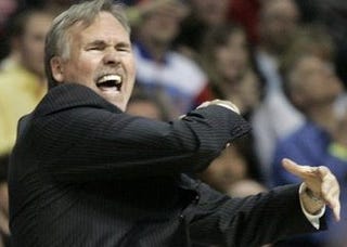 Knicks Fans Love Affair With Mike D'Antoni Lasts Three Quarters