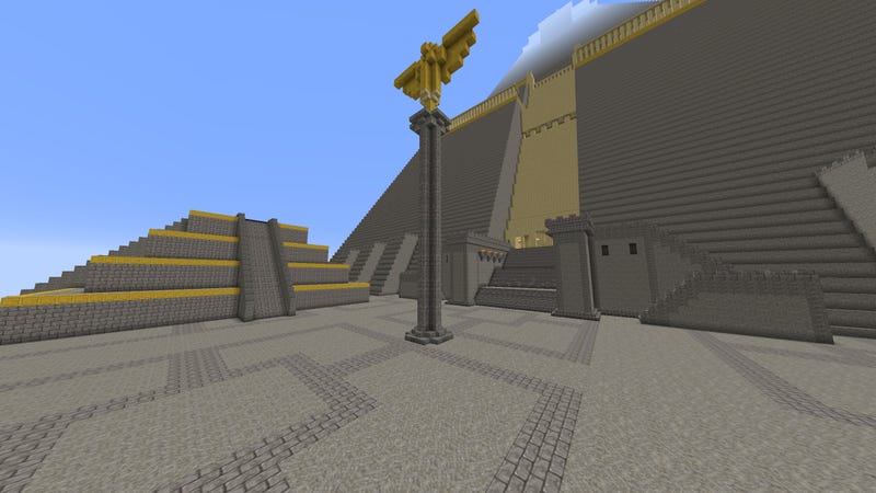 The Great Pyramid from Game of Thrones, Recreated in Minecraft