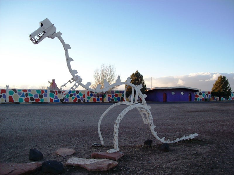 Traders World Ohio >> These Are The Weirdest Dinosaur Statues Ever Traders World Ohio >> These Are The Weirdest Dinosaur Statues Ever