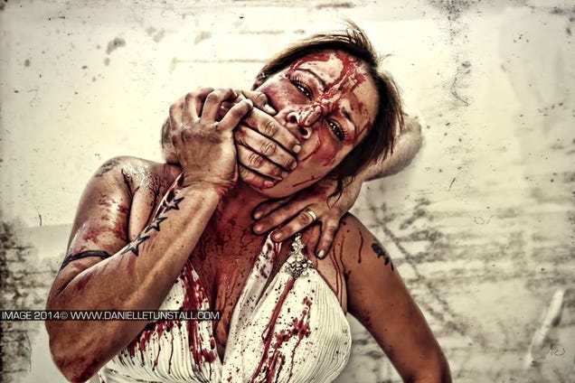 The disturbing horror portraits of Danielle Tunstall (NSFW)