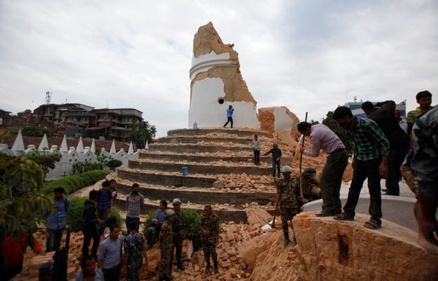 La devastación del terremoto de Nepal, en imágenes