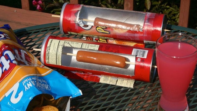 Cook Hot Dogs with a Pringles Can