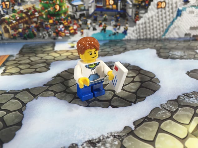 Review: Lego Friends, Star Wars, City advent calendars