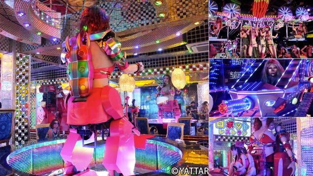 This Robot Restaurant Review Doesn't Answer This: How's The Food?
