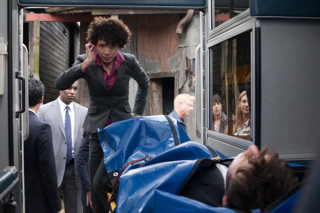 First New Photos of Fringe Season 4: What's wrong with Walter?