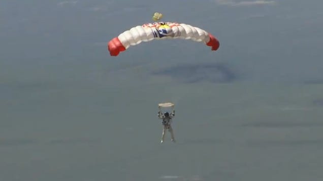 Red Bull's Insane 24 Mile Supersonic Stratos Space Jump Has Been A Success