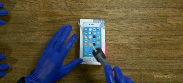Blue Man Group's iPhone 6 unboxing video is really fun to watch
