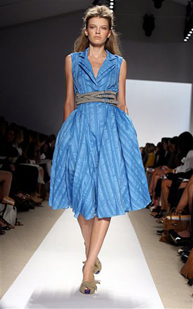 Michelle Obama In Vogue: What Should She Wear?