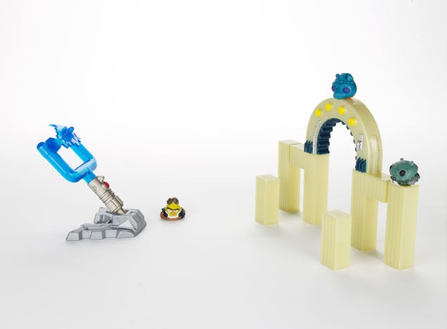 First look at the Angry Birds Star Wars crossover, behold the Pig Star!