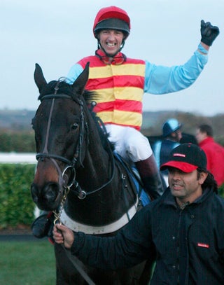 World's Worst Jockey Almost Doesn't Win Again