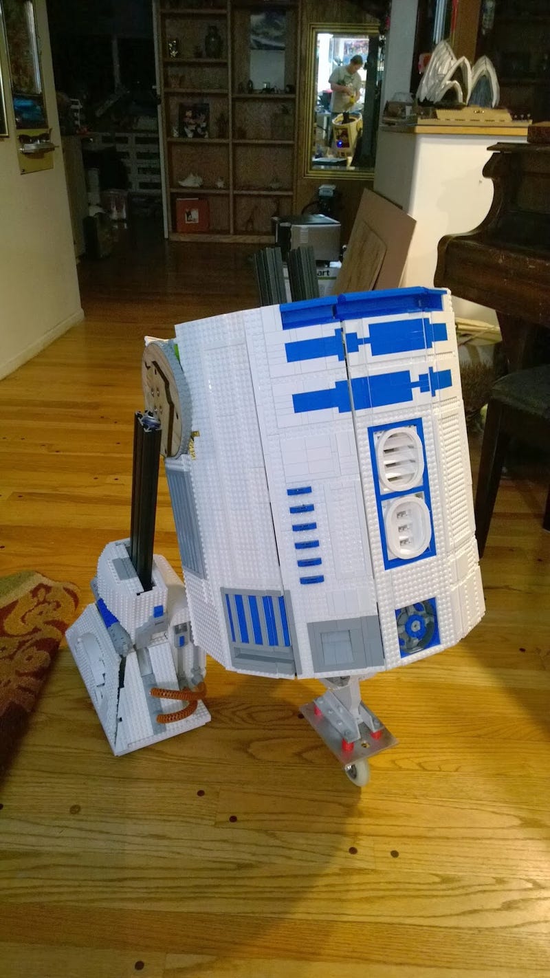 full size lego r2d2