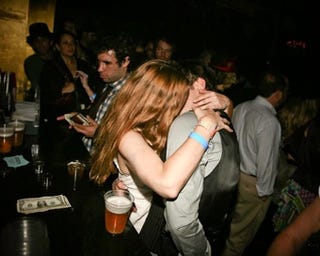It Happened Last Night: Drew Barrymore and 'That Dude From Gossip Girl'