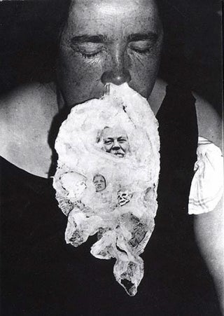 The Goofiest Old Timey Spirit Portraits Ever Photographed
