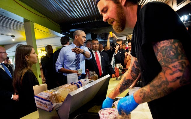 Obama Fist Bumps Texas BBQ Cashier in Response to Gay Sex Joke