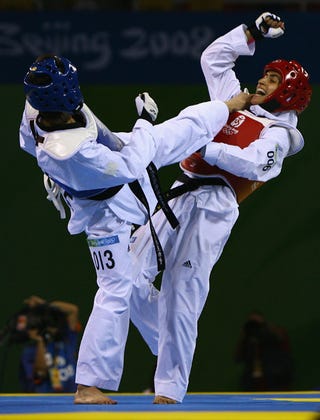 Golden Girls: Sara Khosh Jamal, Yang Shu-Chun