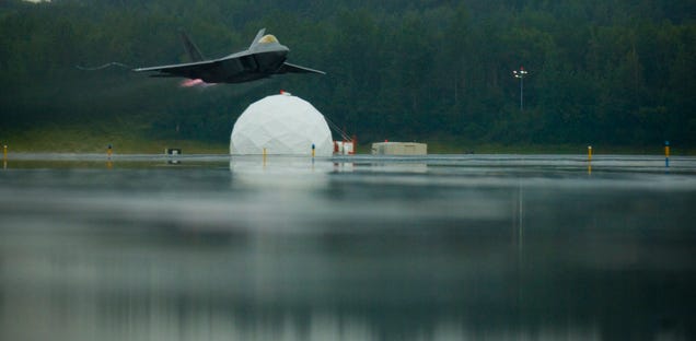 50 Totally Stunning Combat Aircraft Photos Taken Around Alaska