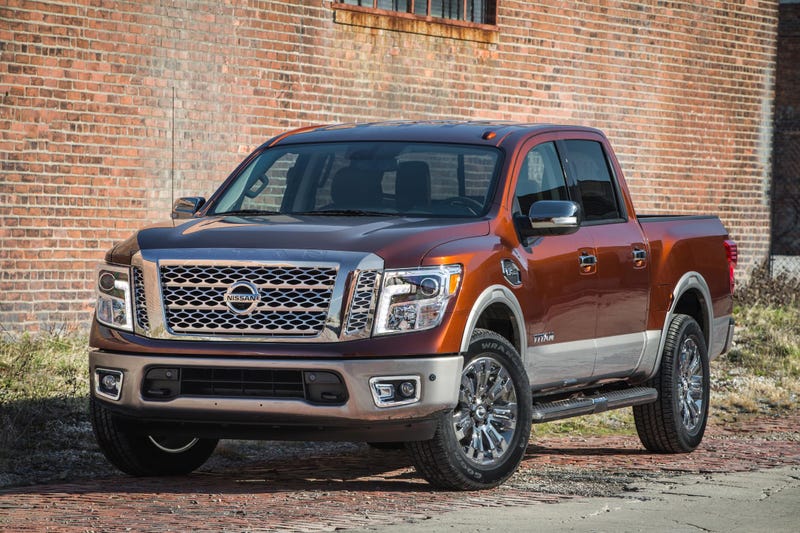 The 2017 Nissan Titan Crew Cab Is The Baby Titan With A Big V8