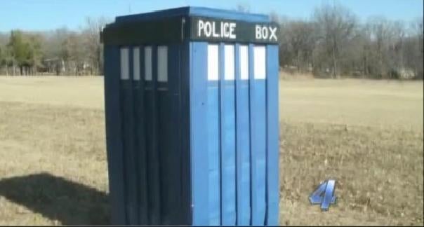 Little Girls TARDIS Stolen From Her Front Yard