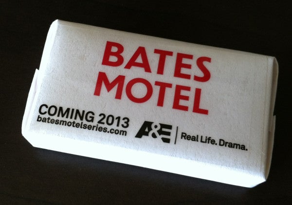 Booty Ring Toss, Cthulhu Panties and Racist Cookies: Comic-Con Badvertising!