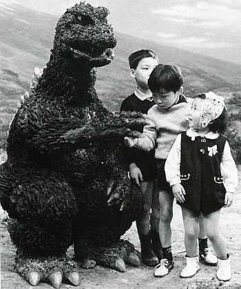 Behind-the-scenes Godzilla photos were charming, absolutely ridiculous